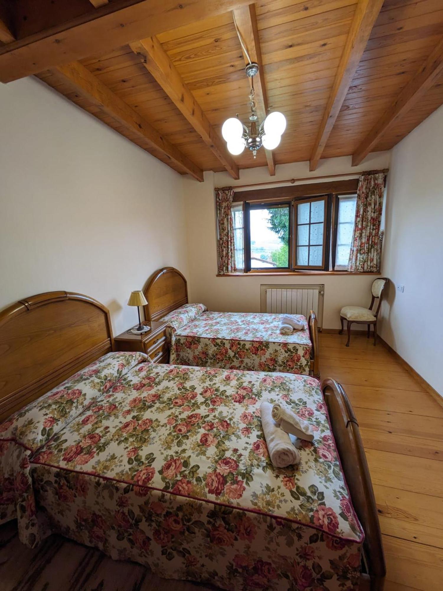 Casa Luisa Biedes, Pilona Villa อินเฟียสโต ภายนอก รูปภาพ