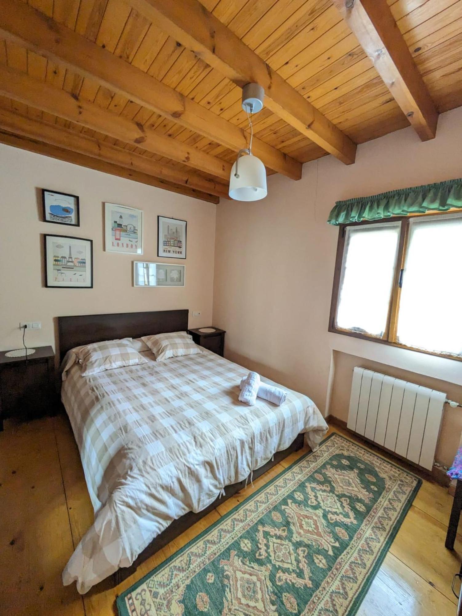 Casa Luisa Biedes, Pilona Villa อินเฟียสโต ภายนอก รูปภาพ